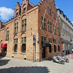 Szálloda Salvators, Brugge